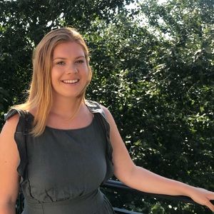 Meet your Posher, Leah